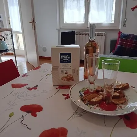 Tranquilla Casina Nel Parco Apartamento Fiocina