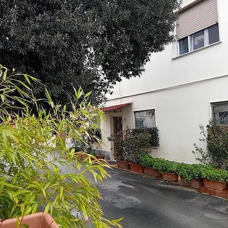 Tranquilla Casina Nel Parco * Fiocina